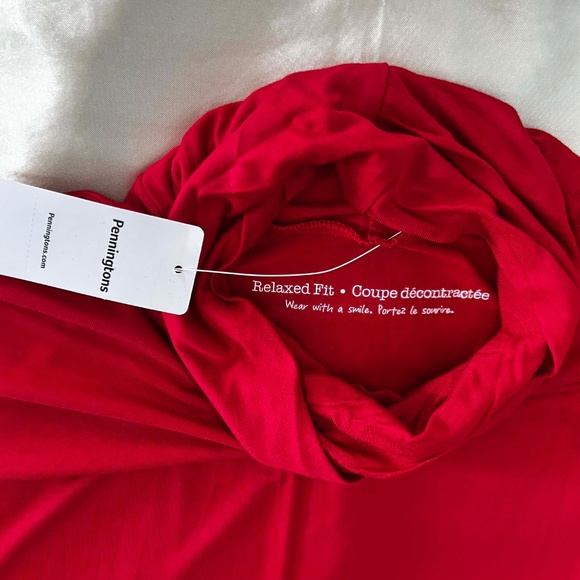 TURTLENECK, RUCHED CUFFS, TANGO RED, SZ 4X, LONG SLEEVES, RELAXED FIT, RAYON - Picture 3 of 8